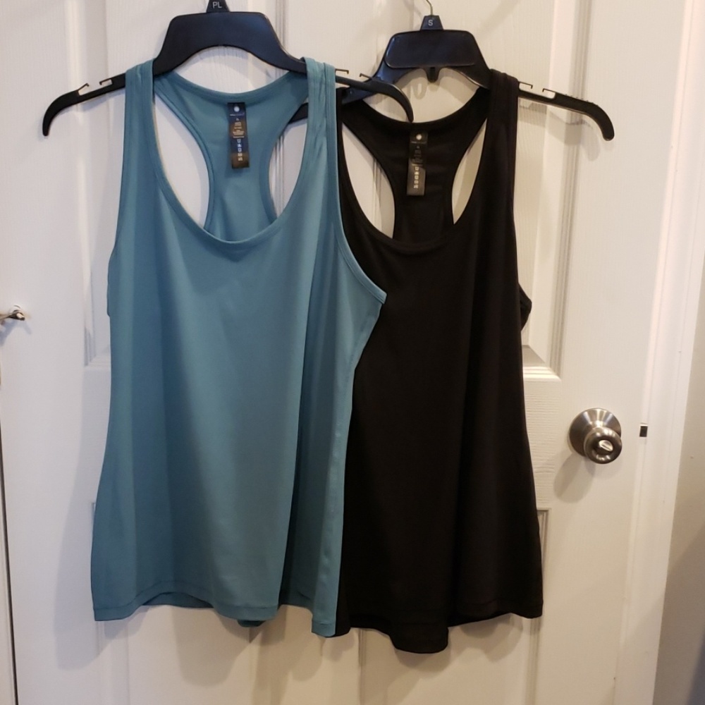 Yoga workout tops